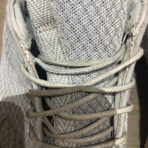 Jordan Sneakers Grey Size 10 - Picture 4 of 8